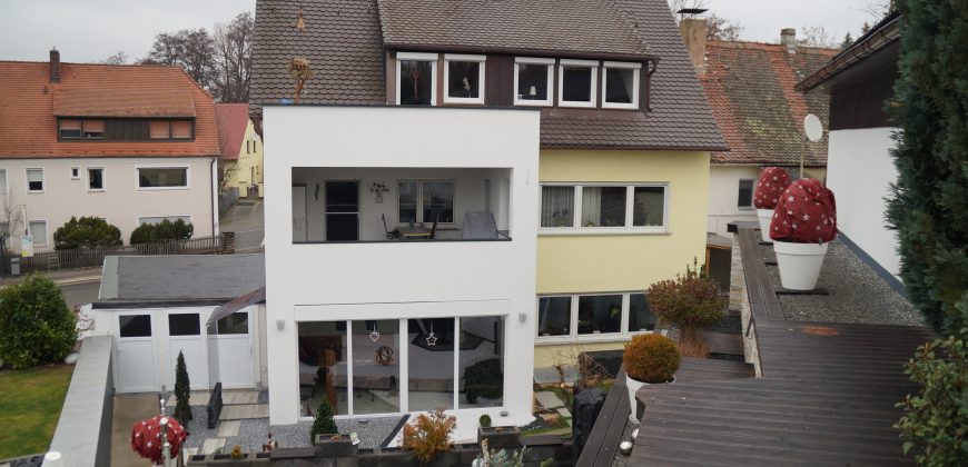 3-Familienhaus / Mehrgenerationenhaus in der Faber-Castell Stadt Stein – VERKAUFT!